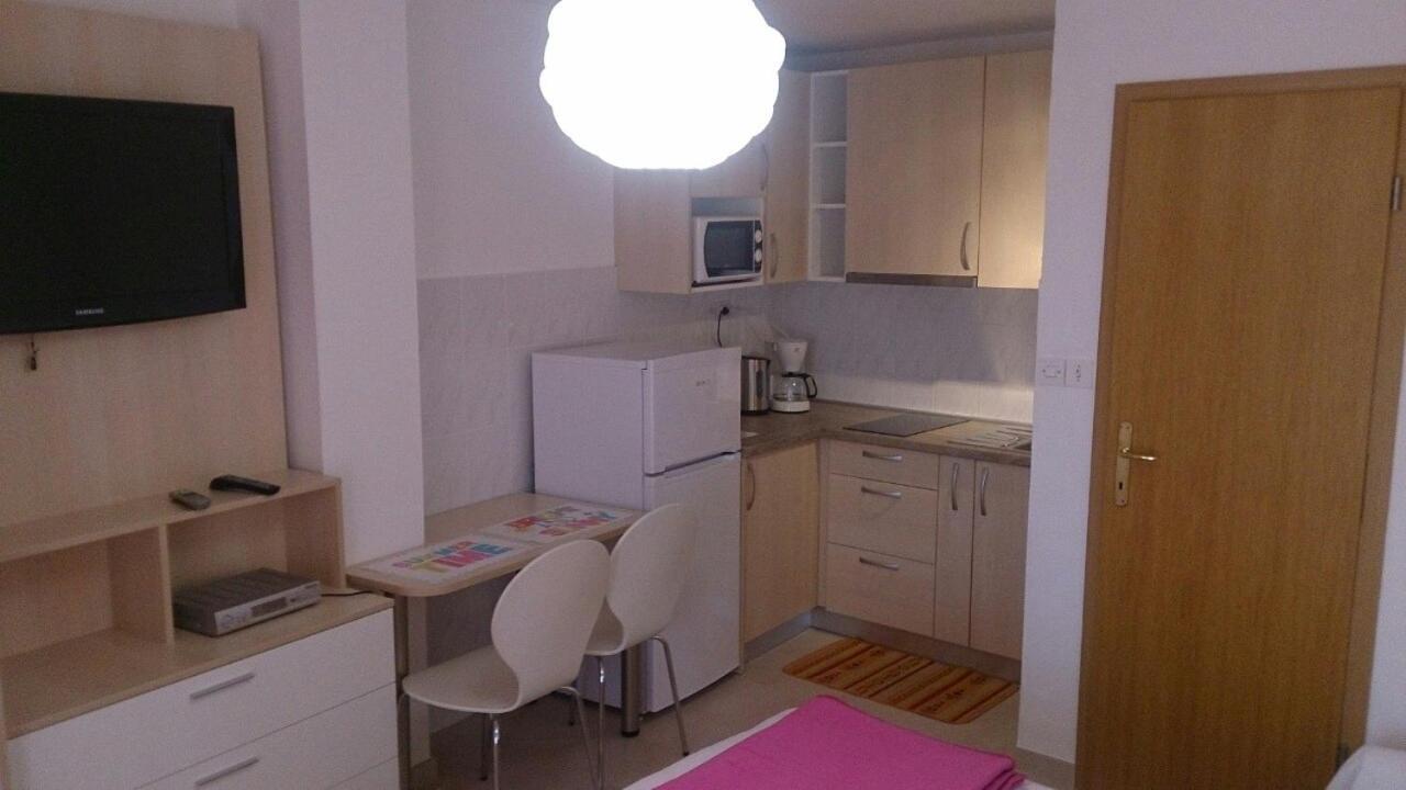 Villa Clara Apartments Kvarner Novi Vinodolski Buitenkant foto