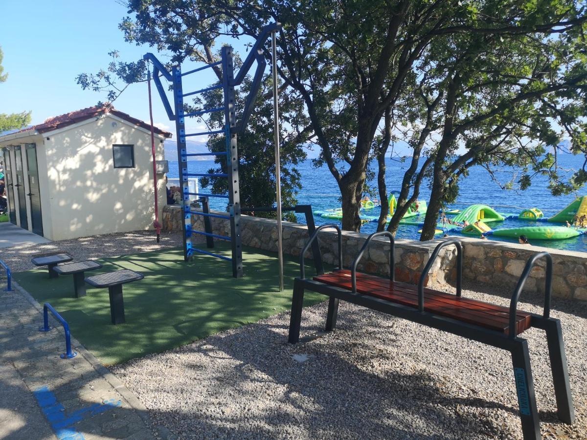 Villa Clara Apartments Kvarner Novi Vinodolski Buitenkant foto
